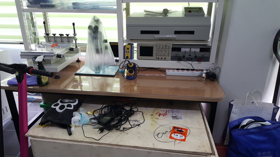 อัตราการผลิตของเครื่องยนต์ SMT ระดับ 4 หัว CHMT560P4, 3040 Printer, T962C Reflow Oven