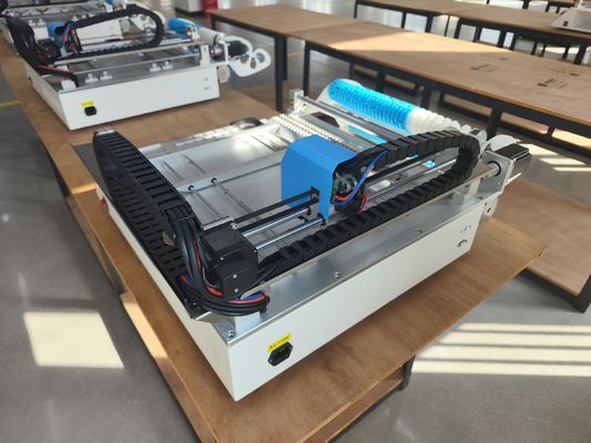 CHMT36VA SMD Pick And Place Machine, Table Top Smt Placement Equipment เครื่องป้อนการสั่นสะเทือน