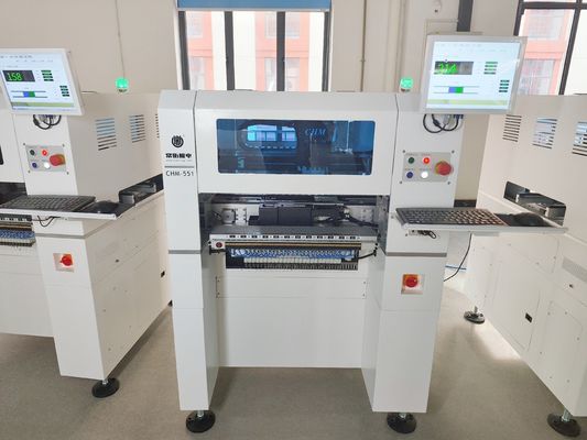 ความแม่นยําสูง 4 หัว SMT Pick & Place Machine CHM-551 อัตโนมัติเปลี่ยนกระบอก CPK≥1.0