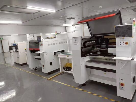 ขนาดสูง ขนาดใหญ่ในสาย SMT เส้นประกอบ SMT Solutions สําหรับการผลิต PCBA