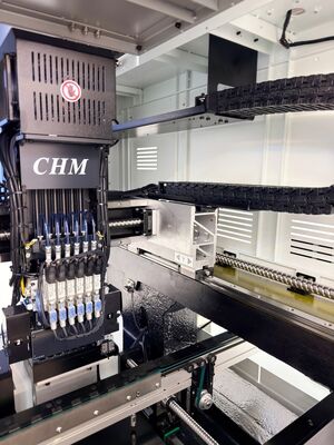 มหาวิทยาลัย PCB SMD Pick And Place Machine อัตโนมัติเต็มด้วยฐาน CHM-551